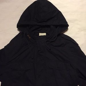 Men’s Jacket raincoat military cargo jacket.
